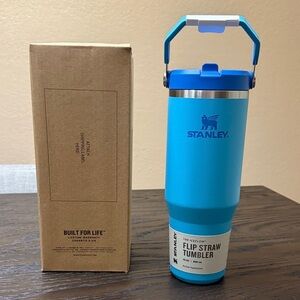 Stanley | The IceFlow™ Flip Straw Tumbler | 30 oz | NWT | Splash